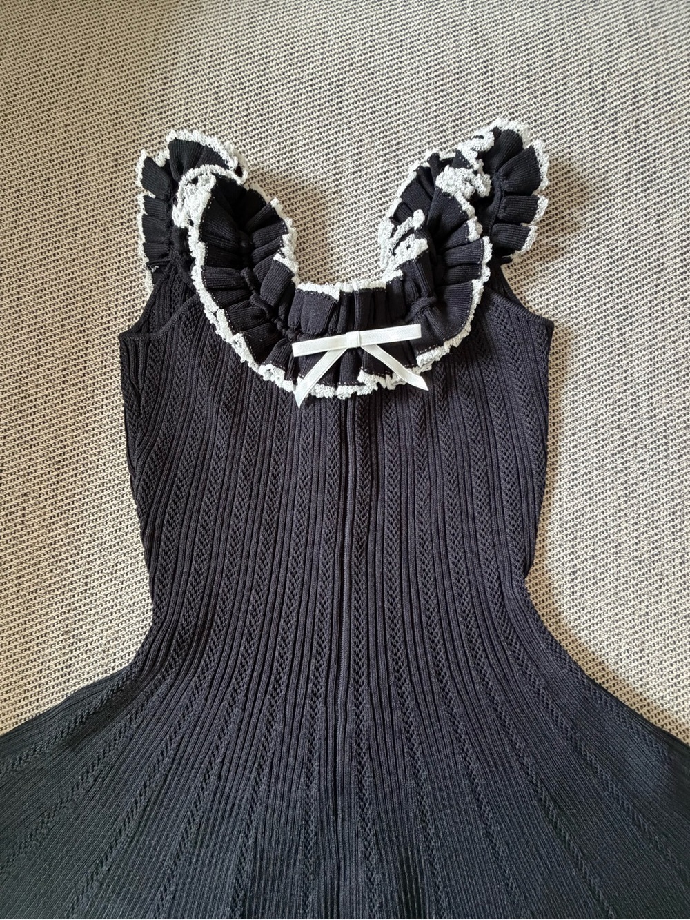 NEW Self-Portrait Black Contrast Trim Knit Mini Dress Ruffle Bow | US XS - Picture 11 of 14
